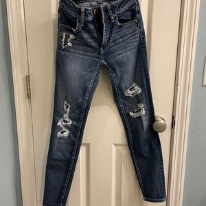 Distressed Skinny Jeggings